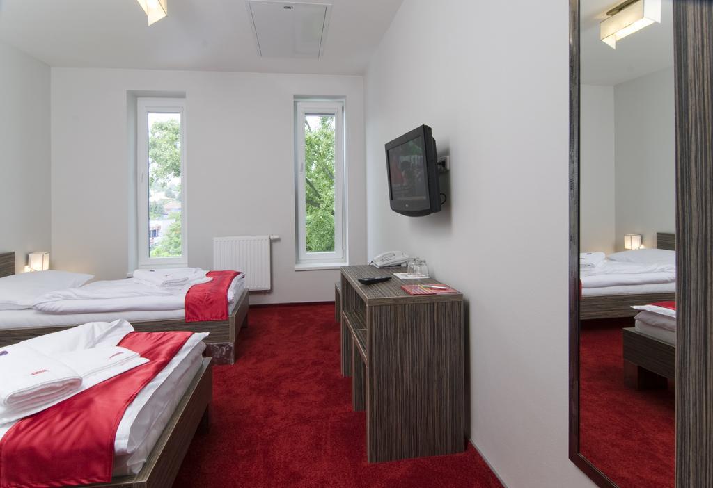 Hotel Olympia Koprivnice Luaran gambar